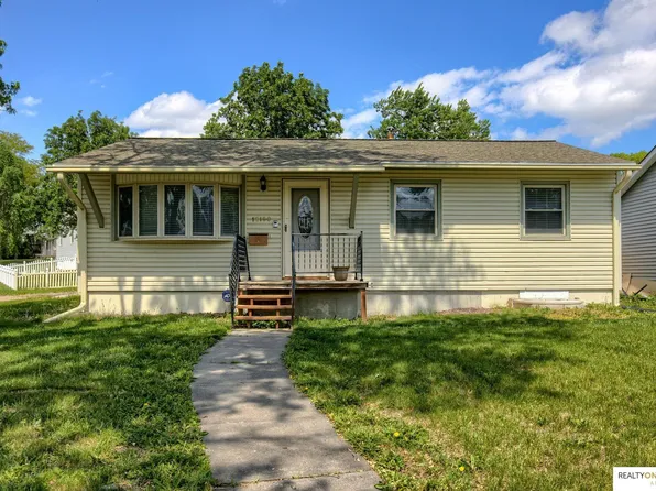 12180 Pedersen Dr, Omaha, NE 68144