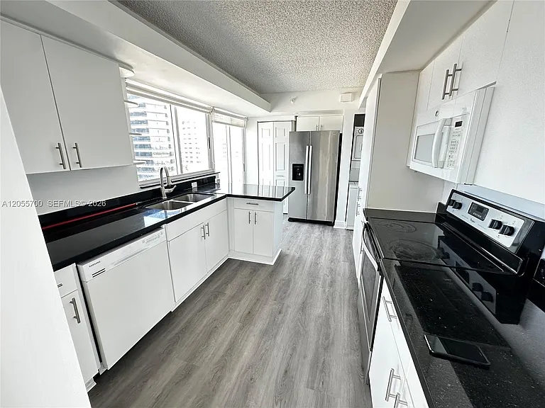 3411 Indian Creek Dr #1101 — Photo 4