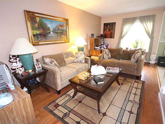 3rd image of 553 Ilyssa Way