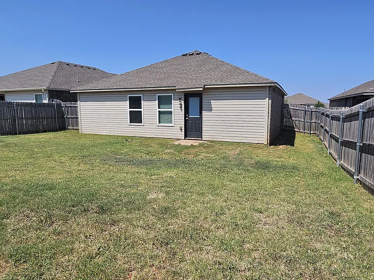 4312 Umbria Rd — Photo 27