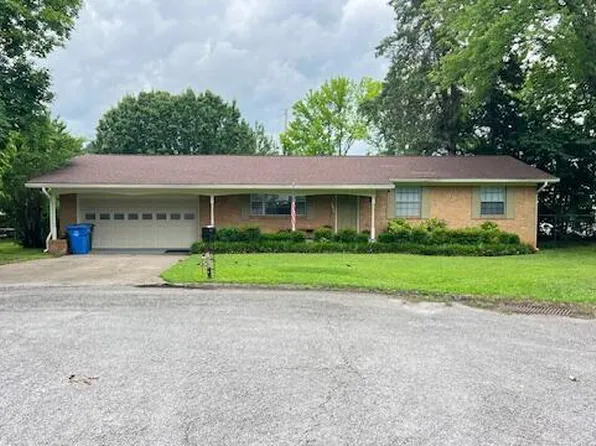 1625 Green Hill Dr, Hixson, TN 37343