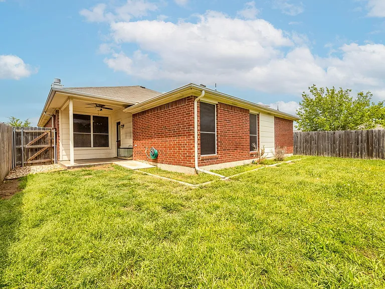 8832 Stirrup Way — Photo 24