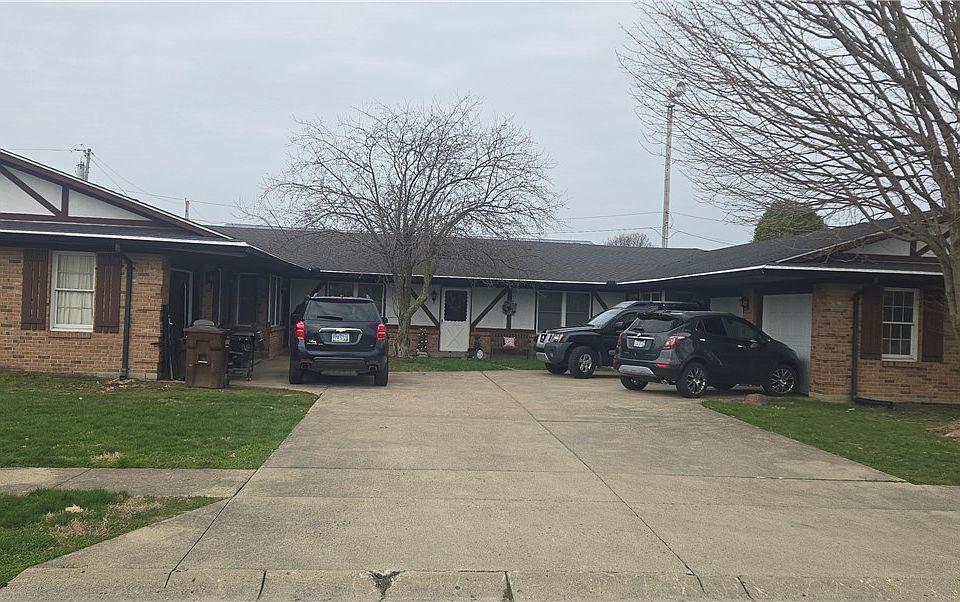 1st image of 455 Meadowlark Ln