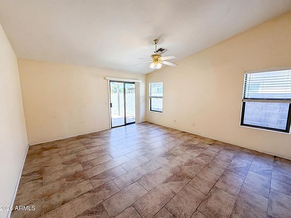 3rd image of 10813 W WILSHIRE Drive