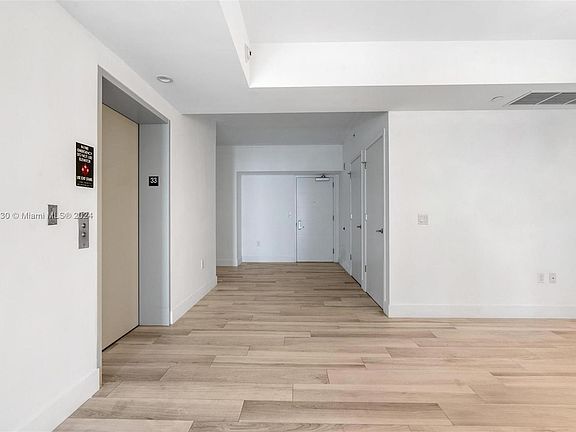 5th image of 1010 Brickell Ave Unit 3304