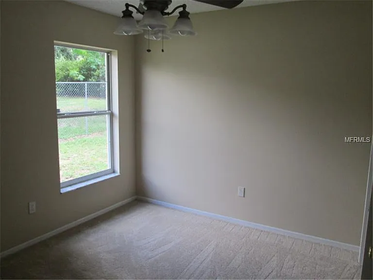 113 W Minneola St — Photo 4