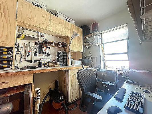 5th image of 851 Flatbush Ave #5