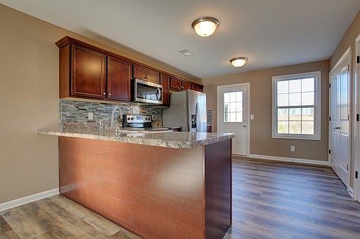 4th image of 965 Big Sky Dr APT D