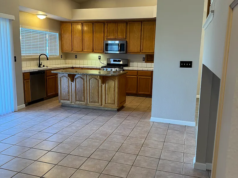 781 W Mount Diablo Ave — Photo 12