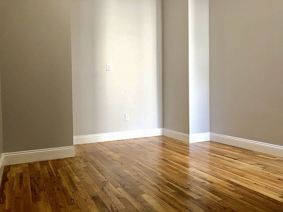 4th image of 131 W 112th St APT 3A