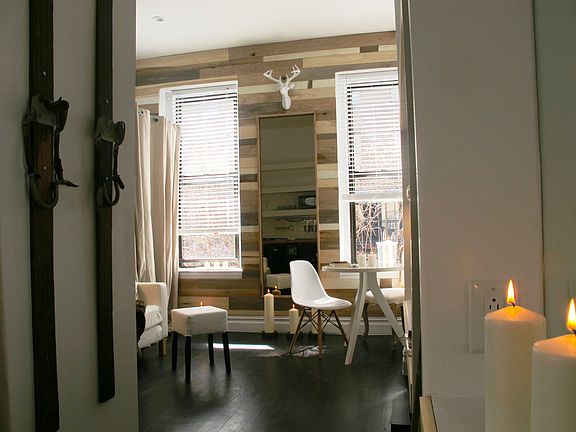 4th image of 212 E 13th St APT 1C