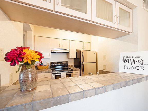 3rd image of 941 Calle Mejia APT 809