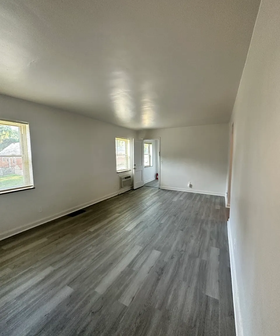 1 bed, 768 sqft, $940 — Photo 3