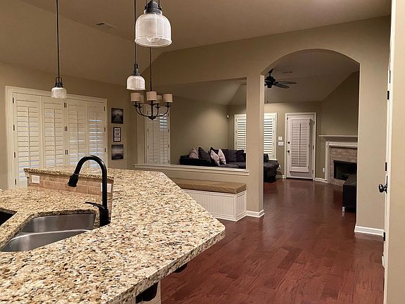 2nd image of 741 Evanwood Dr