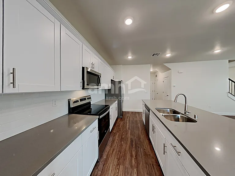 5607 Lighting Hope Ct — Photo 3