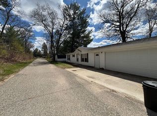 637 W Park St, Lake, MI 48632