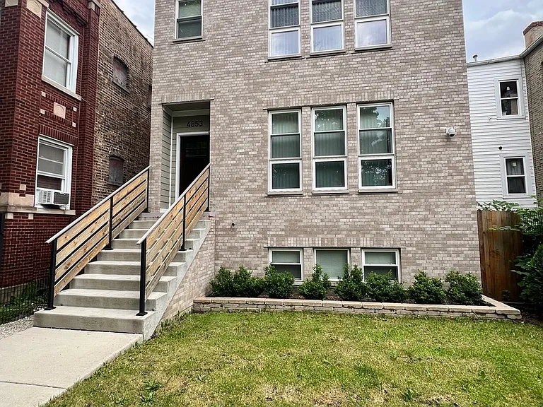 4853 W Nelson St #G — Photo 13