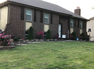 110 N Woodson Dr, Raymore, MO 64083