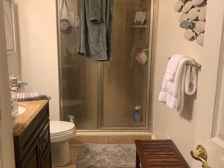 1041 W Lancaster Ave — Photo 10