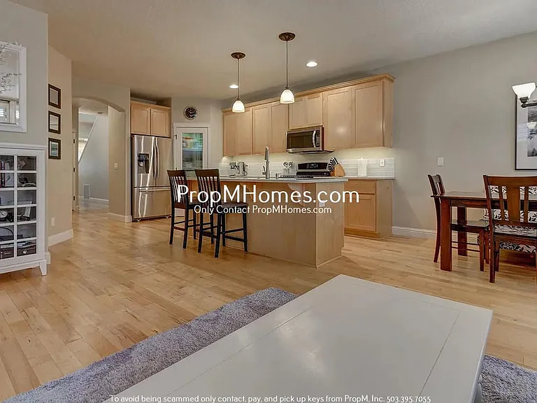 16711 SW 134th Ter — Photo 6