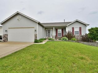 403 Bridle Ridge Ct, Wentzville, MO