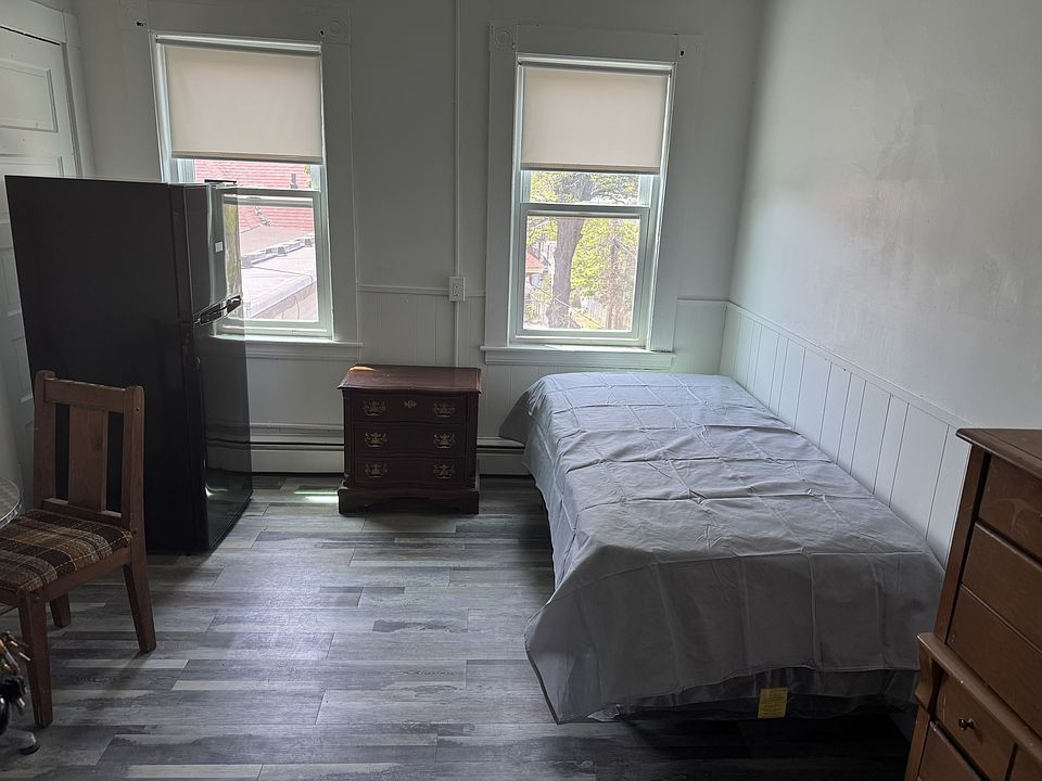 1st image of 59 Tremont St #11499349