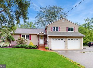 6 John Ringo Rd, Ringoes, NJ 08551