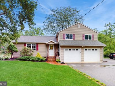 6 John Ringo Rd, Ringoes, NJ, 08551
