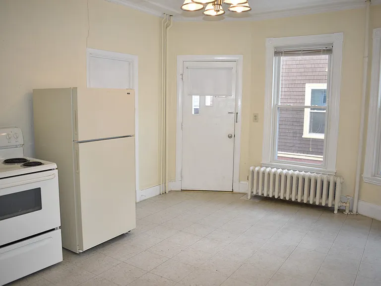 52 Howe St #1 — Photo 12
