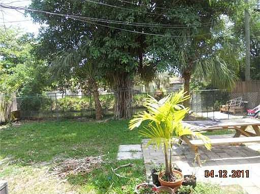 2nd image of 215 Grand Canal Dr