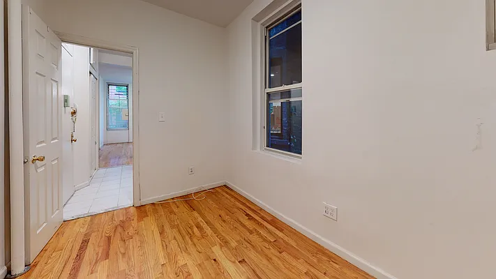 Rented by Bond New York | media 24