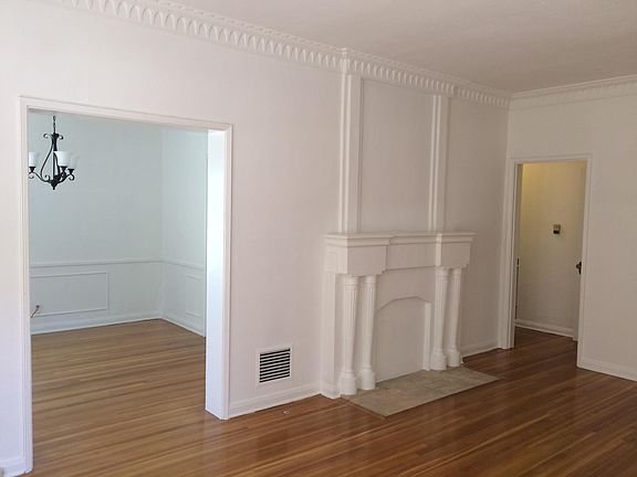 3rd image of 1518 S Beverly Dr #1518