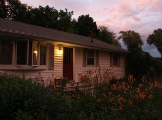 877 Old Creamery Rd, Williston, VT 05495