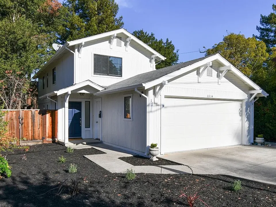 1614 B St #1