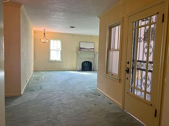 4th image of 1206 Charles St