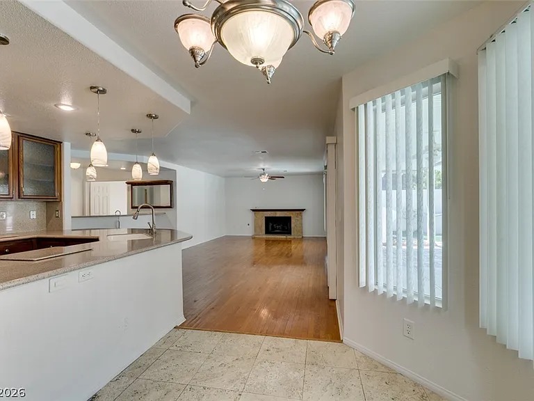 8224 Tivoli Cove Dr — Photo 26