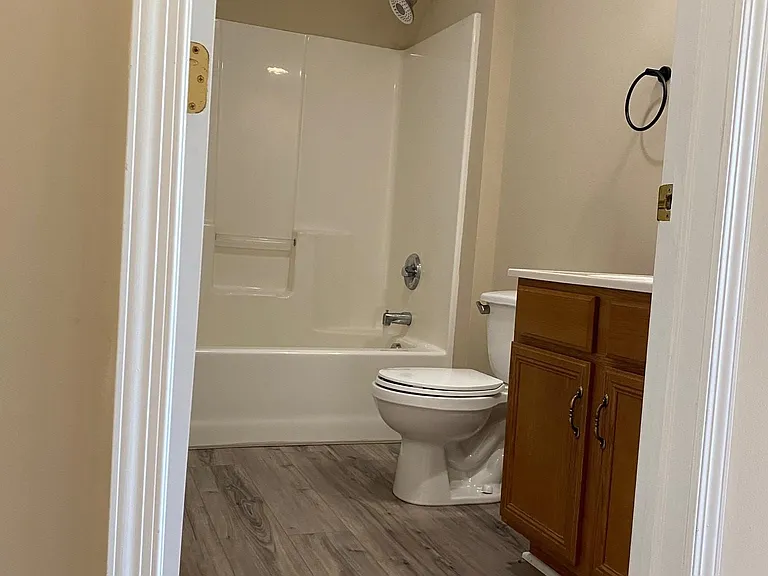 2728 Hunters Crest Dr — Photo 19