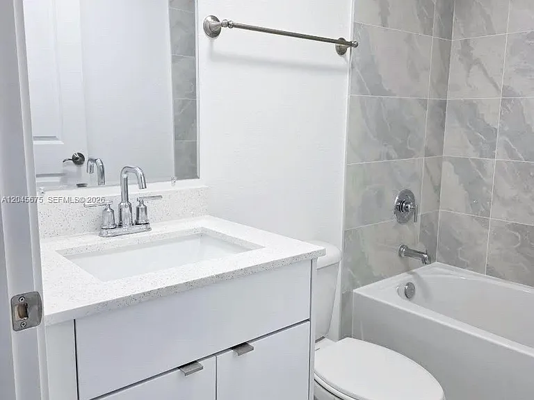 2731 NW 44th St #2731 — Photo 9