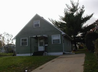 1325 19th Ave SW, Cedar Rapids, IA 52404