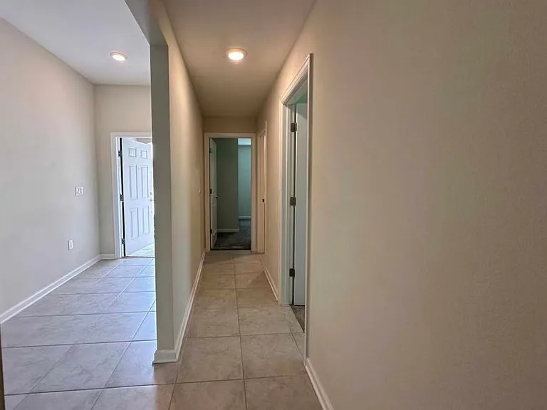 4295 Blackshear Ct — Photo 3