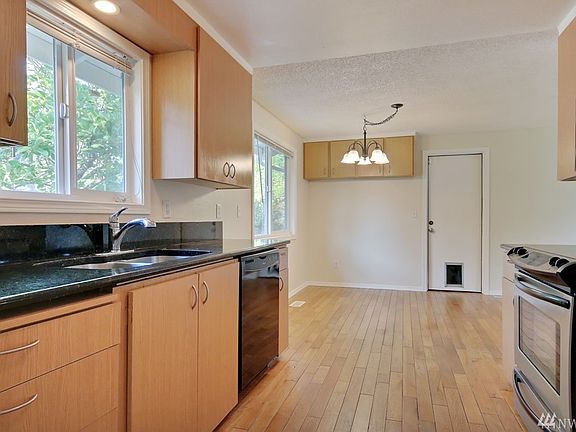 5th image of 4102 58th Street Ct E