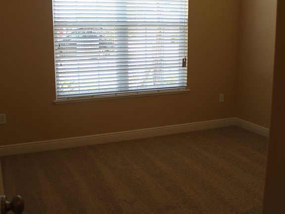 5th image of 636 Neptune Dr