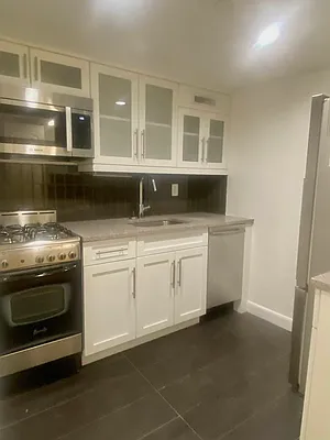 Rented by Corcoran | media 17