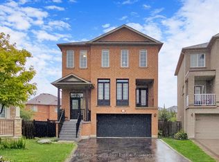 128 Daiseyfield Cres, Vaughan, ON L4H 2T7