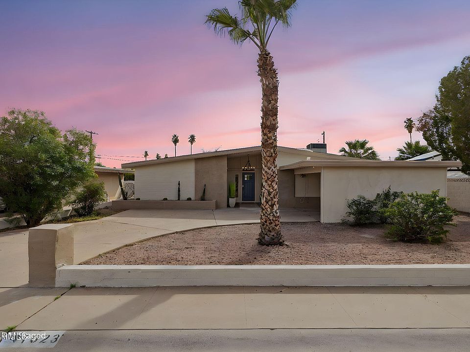 1st image of 1023 E Larkspur Lane