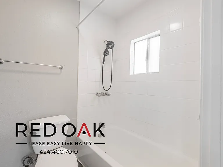 1182 E 52nd St #1184-1/2 — Photo 19