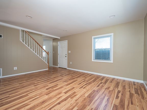 5th image of 38 12th St