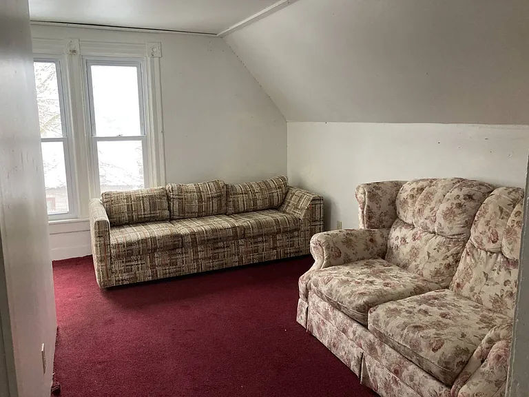 20.5 Lexington Ave #2 — Photo 8