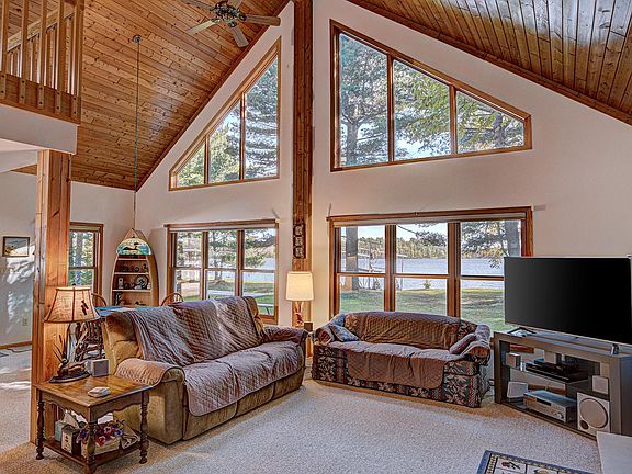 3rd image of 1013 S Gunlock Lake Ln #S