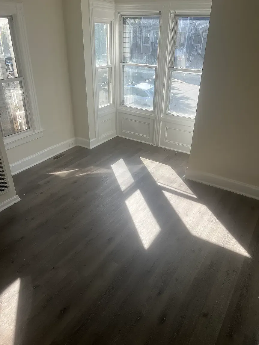 2 bed, 800 sqft, $1,999 — Photo 2